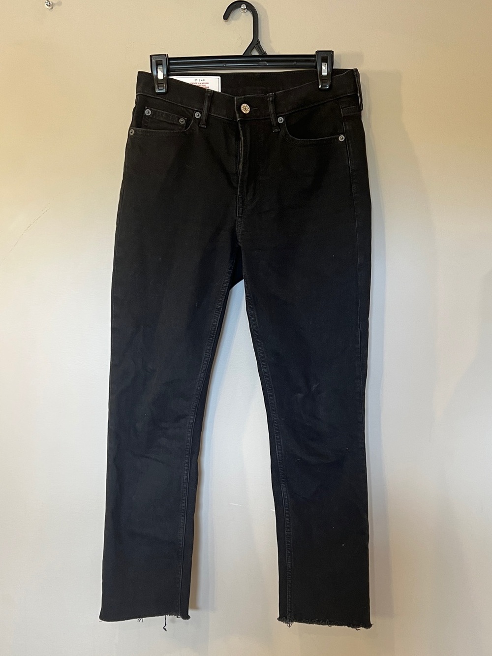 GAP Vintage Slim Mid Rise Black Jeans Raw Hem Size 27/4RS - Picture 2 of 7